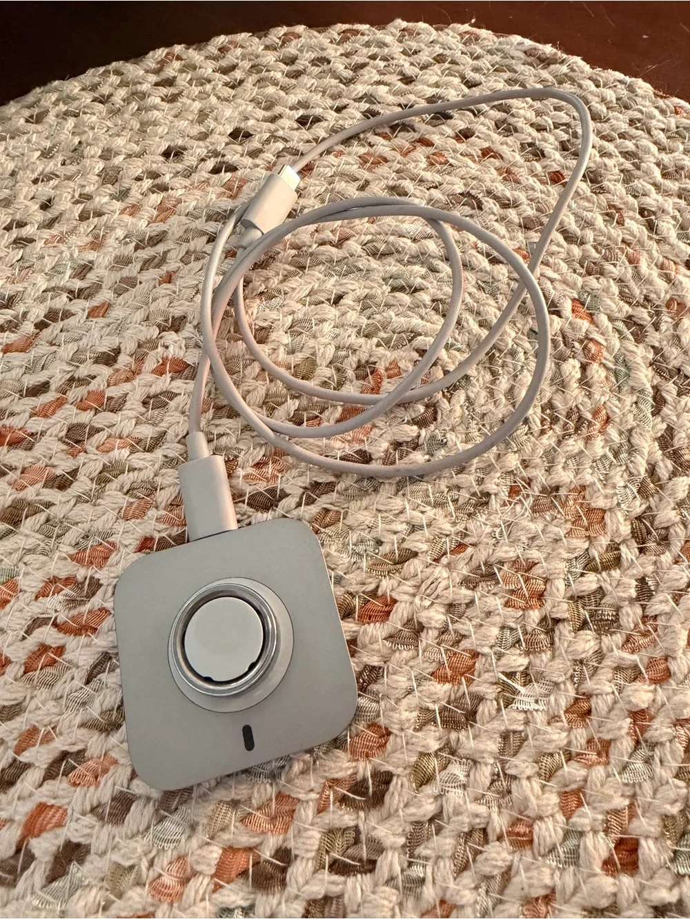 Oura Silver Magnetic Ring Charger with USB-C Cable